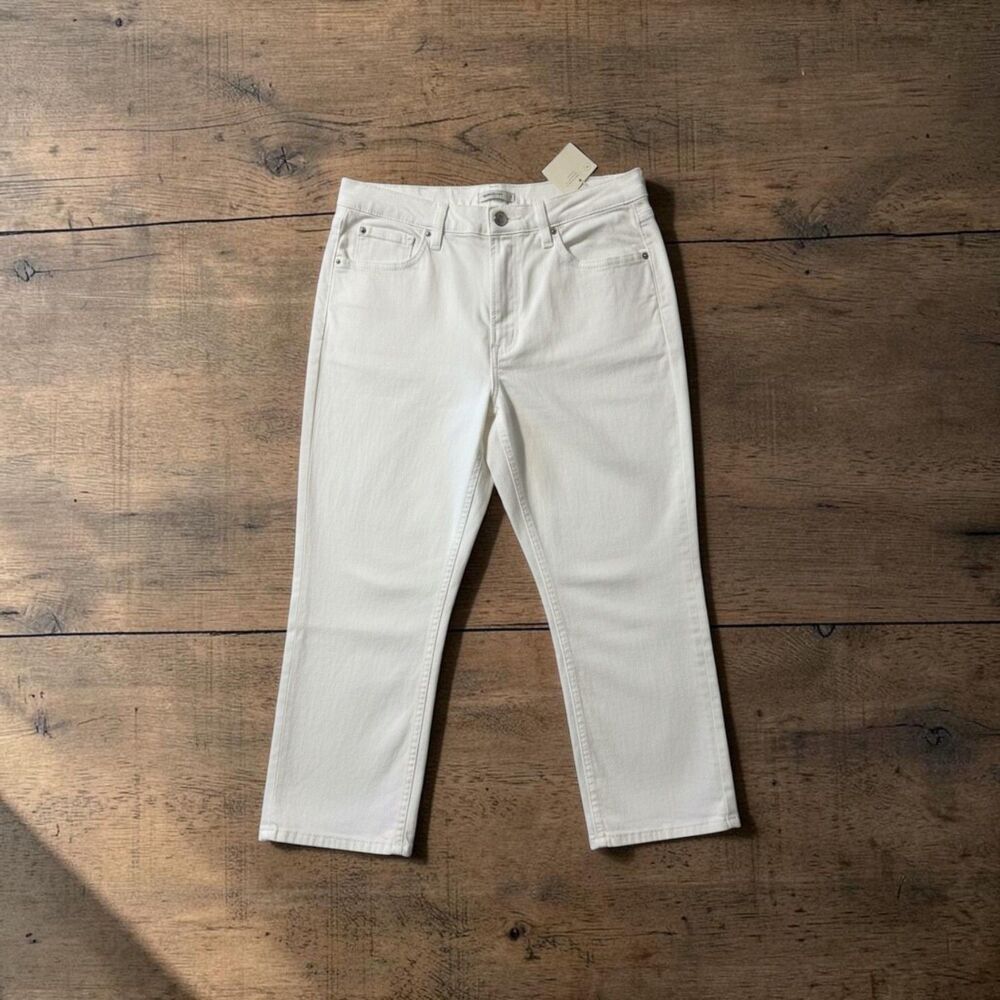 Women's Universal Thread High Rise Straight Leg Jeans/ White/ Size 14R Raw Hem